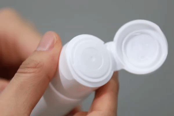 The Saem SEE & SAW AC CONTROL CREAM1_kimmi.gif